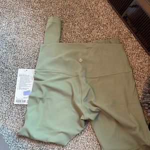New with tags lululemon aligns